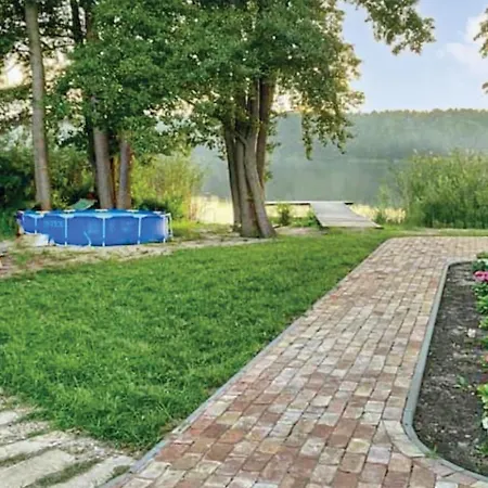 Awesome Home In Wilcze With Wifi Nyaraló