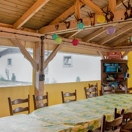 Awesome Home In Wilcze With Wifi *